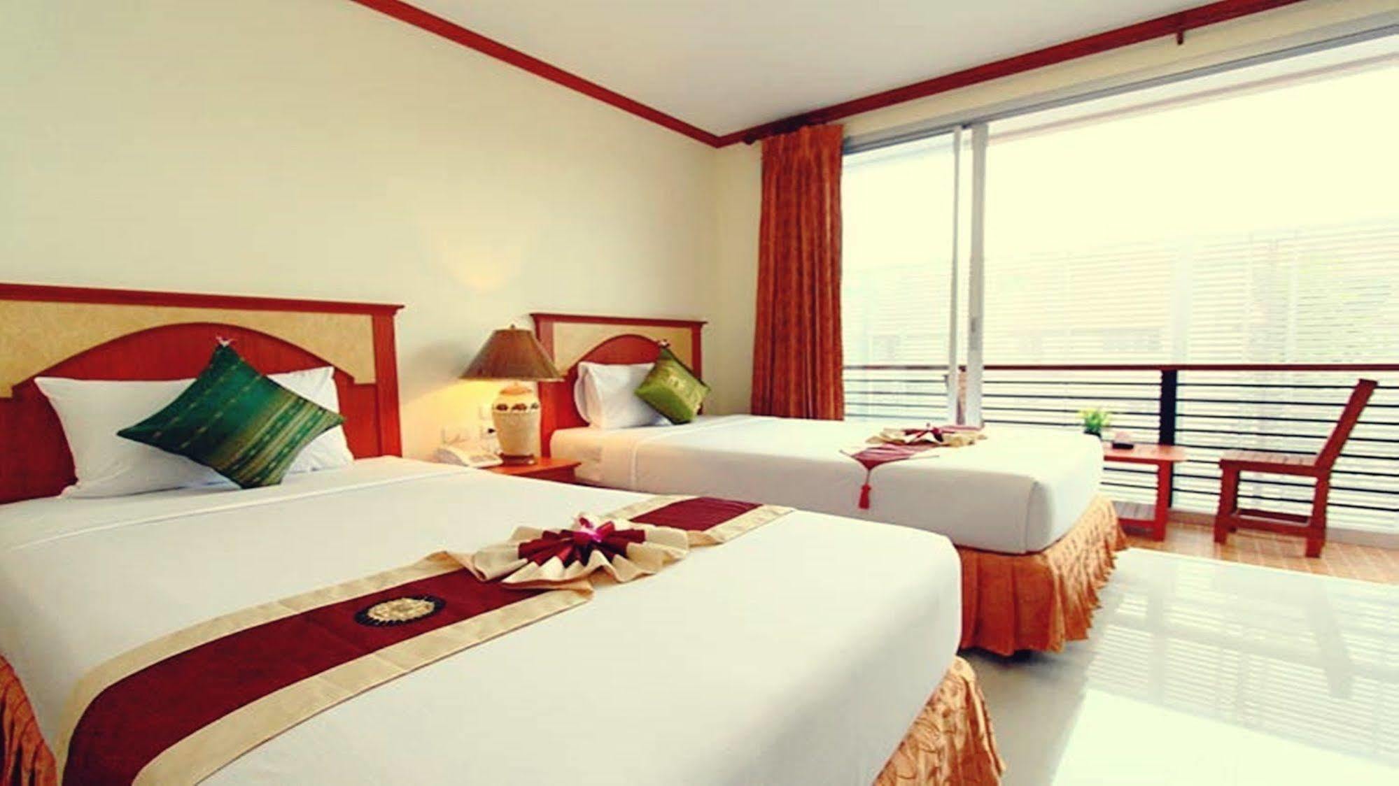 เดอะ ออร์คิด เฮาส์ Hotel หาดกะตะ ภายนอก รูปภาพ