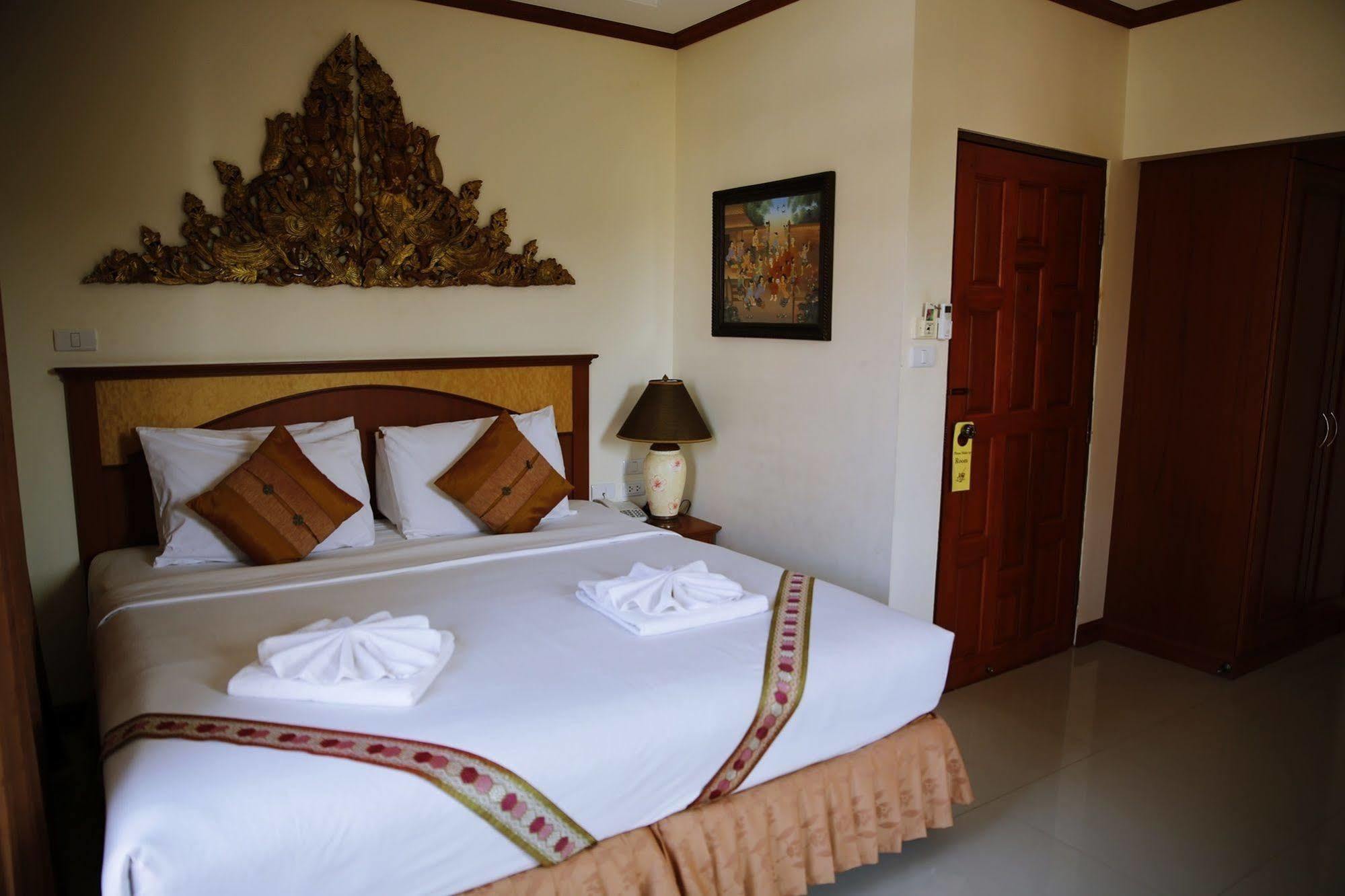 เดอะ ออร์คิด เฮาส์ Hotel หาดกะตะ ภายนอก รูปภาพ